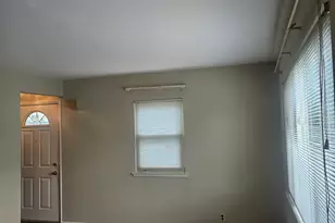 396 Garibaldi Ave, Stratford, CT 06615 - Photo 18