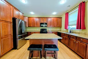 68 Lawrence Ave, Danbury, CT 06810 - Photo 6