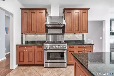 76 Suzie Drive #76, Newtown, CT 06470 - Photo 12