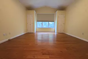 76 Suzie Dr, Newtown, CT 06470 - Photo 16