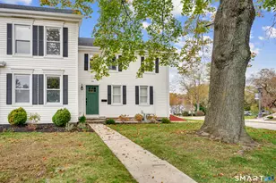 736-750 Main St, Branford, CT 06405 - Photo 2