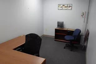 1229 Albany Ave, Hartford, CT 06112 - Photo 12