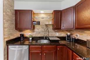 705 Lainey Ln, Killingly, CT 06239 - Photo 6