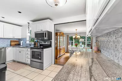 122 Wepawaug Drive, Milford, CT 06461 - Photo 8