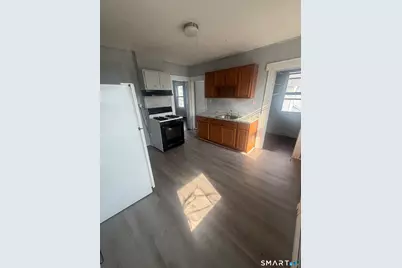 463 Logan Street #2, Bridgeport, CT 06607 - Photo 6