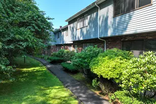 563 Churchill Dr, Newington, CT 06111 - Photo 4
