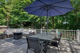 10 Elizabeth St, Newtown, CT 06470 - Photo 26