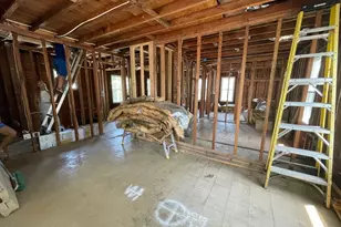 30 Chappell St, New London, CT 06320 - Photo 4