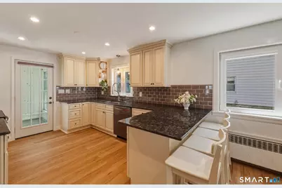 37 Cawley Street, Bristol, CT 06010 - Photo 10