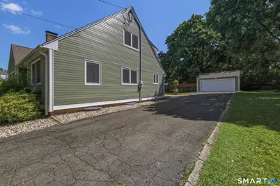 37 Cawley Street, Bristol, CT 06010 - Photo 2