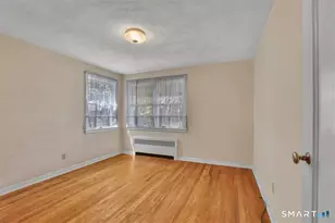 64 Bretton Rd, Manchester, CT 06042 - Photo 14