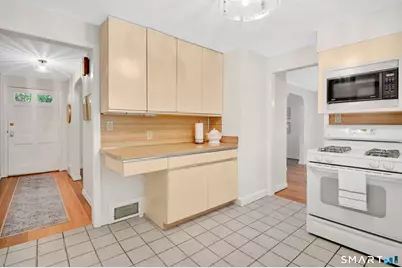 41 Sequin Road, West Hartford, CT 06117 - Photo 18