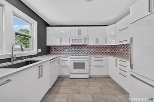 74 Palmer St, Stonington, CT 06379 - Photo 16
