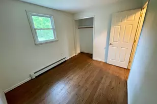 995 N Farms Rd, Wallingford, CT 06492 - Photo 16