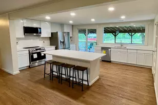 995 N Farms Rd, Wallingford, CT 06492 - Photo 8