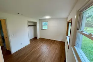 995 N Farms Rd, Wallingford, CT 06492 - Photo 14