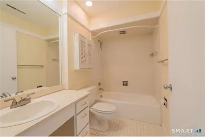 140 Woodvale Drive #E, Southbury, CT 06488 - Photo 24
