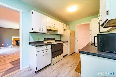140 Woodvale Drive #E, Southbury, CT 06488 - Photo 8