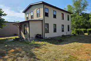 48 Sturtevant St, Norwich, CT 06360 - Photo 2