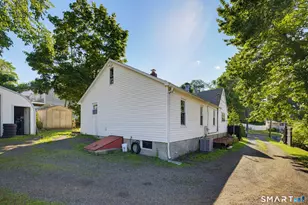 31 Ann St, East Haven, CT 06512 - Photo 34