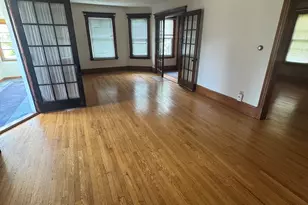 290-292 Grandview Terrace, Hartford, CT 06114 - Photo 2