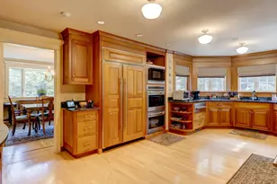 13 Executive Hill Rd, Wolcott, CT 06716 - Photo 12