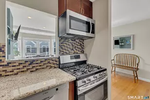 223 Front St, New Haven, CT 06513 - Photo 8