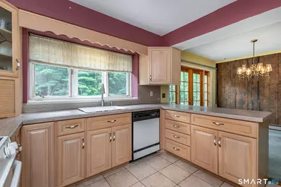 18 Great Hill Road, Newtown, CT 06470 - Photo 12