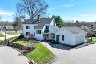 5 Hollister Way N, Glastonbury, CT 06033 - Photo 2