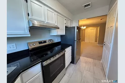 2 Concorde Way #B2, Windsor Locks, CT 06096 - Photo 1