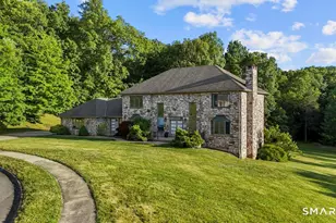 49 Partridge Ln, Middletown, CT 06457 - Photo 2