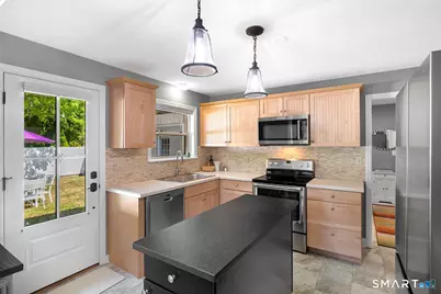 10 West View Road, Old Saybrook, CT 06475 - Photo 20