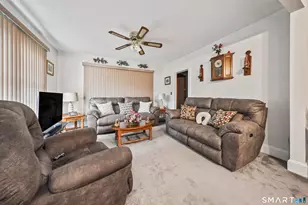 917 Cooke St, Waterbury, CT 06704 - Photo 28
