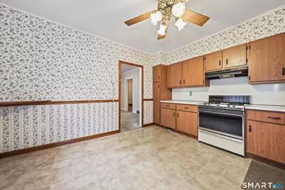 917 Cooke Street, Waterbury, CT 06704 - Photo 4