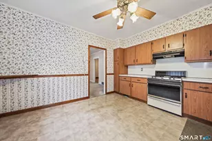 917 Cooke St, Waterbury, CT 06704 - Photo 4