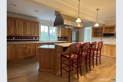 9 Lemay Street, West Hartford, CT 06107 - Photo 20