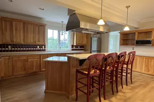 9 Lemay St, West Hartford, CT 06107 - Photo 20
