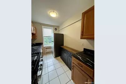 7 Fourth Street #4J, Stamford, CT 06905 - Photo 10