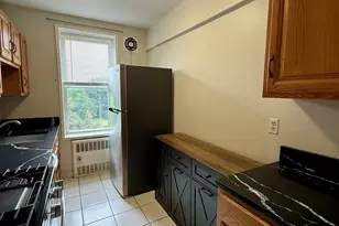 7 Fourth St, Stamford, CT 06905 - Photo 10