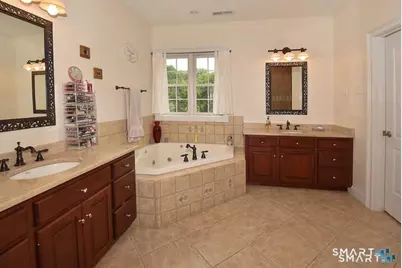 5 Biltmore Court, Avon, CT 06001 - Photo 20