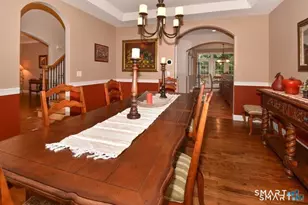 5 Biltmore Ct, Avon, CT 06001 - Photo 12