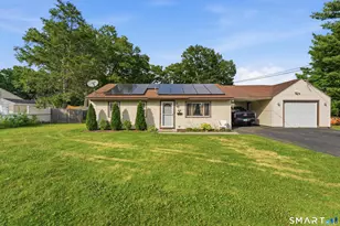 416 Litchfield Dr, Windsor Locks, CT 06096 - Photo 4