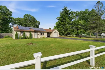 416 Litchfield Drive, Windsor Locks, CT 06096 - Photo 2