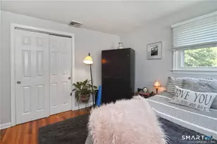 166 Hall St, New Haven, CT 06512 - Photo 12