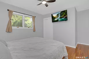 30 Maplewood St, Waterbury, CT 06708 - Photo 28