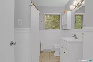 30 Maplewood St, Waterbury, CT 06708 - Photo 22