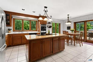 37 Valerie Dr, Bolton, CT 06043 - Photo 2