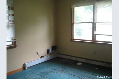 21 Daniel Street, Norwich, CT 06360 - Photo 10