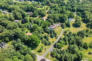 49 Walnut Hill Rd, Bethel, CT 06801 - Photo 40