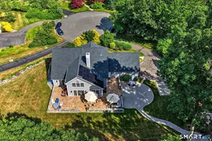 53 Heritage Dr, Prospect, CT 06712 - Photo 4